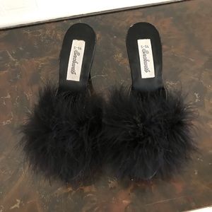 Naughty Black Feather Slip Size 5 1/2